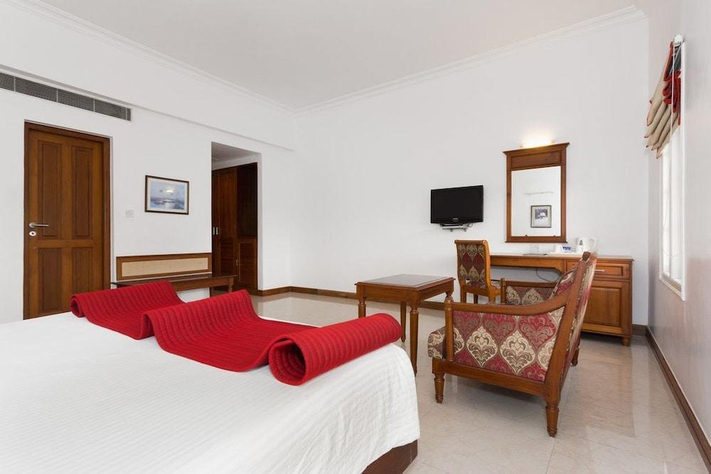 The Avenue Center Hotel Kochi Kültér fotó