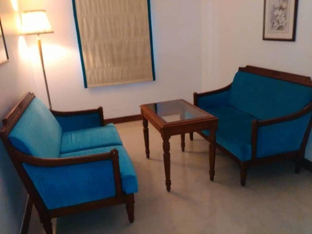 The Avenue Center Hotel Kochi Kültér fotó