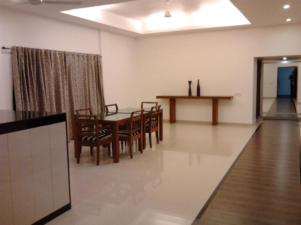 The Avenue Center Hotel Kochi Kültér fotó